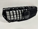 Calandre look AMG GT noir brillant et logo MERCEDES CLA phase 1 C117 X117 W117 de 02/2013 à 01/2016 – Image 2