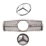 CALANDRE MERCEDES CLASSE C W202 CHROME ET NOIR DE 1992 A 1999 + LOGO